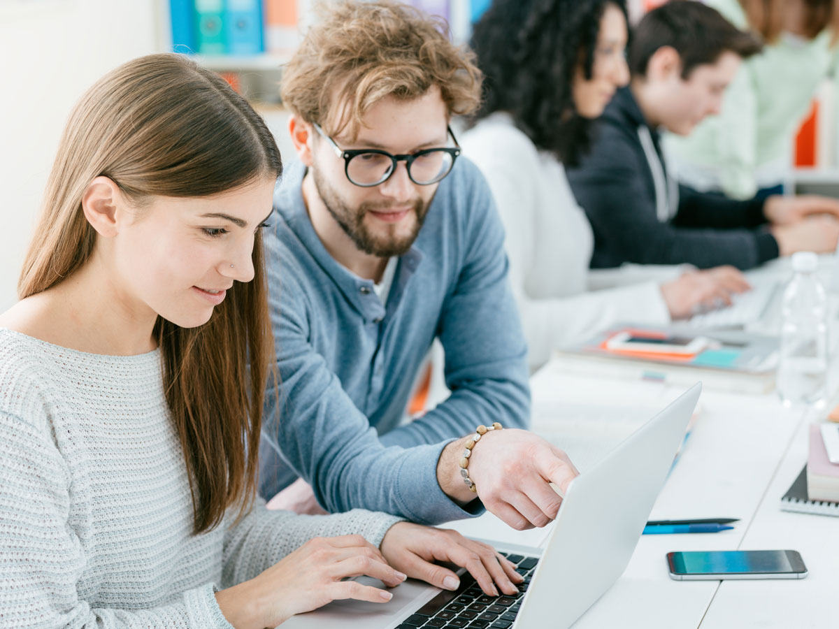 College students engaging in student engagement platform 